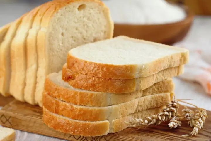 Fresh sliced white bread
